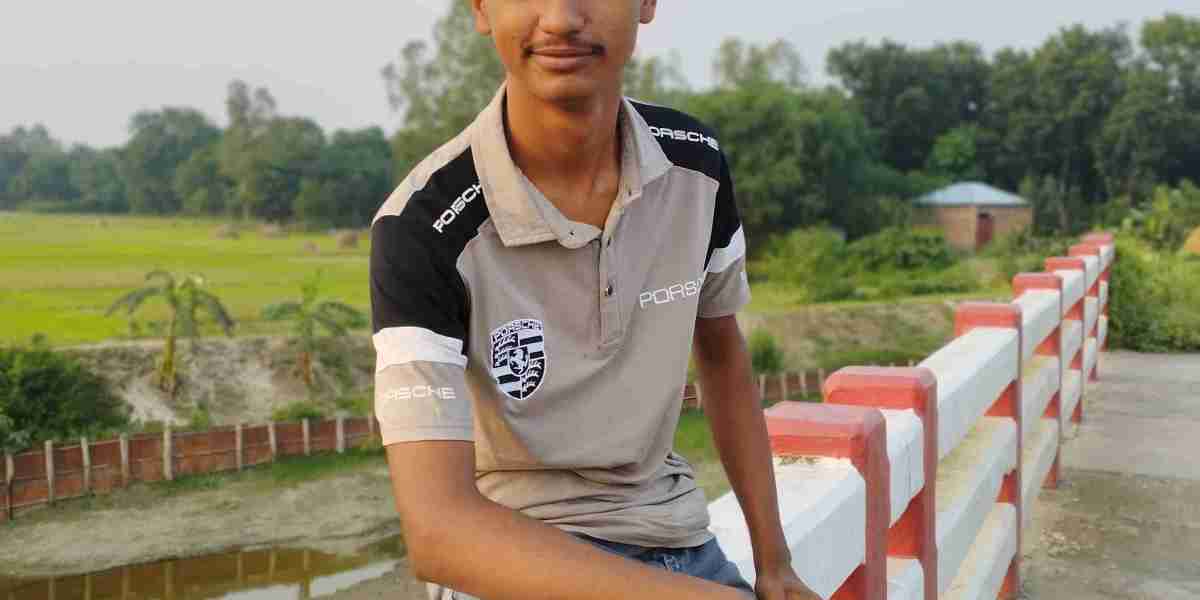 অসহায় বন্ধু