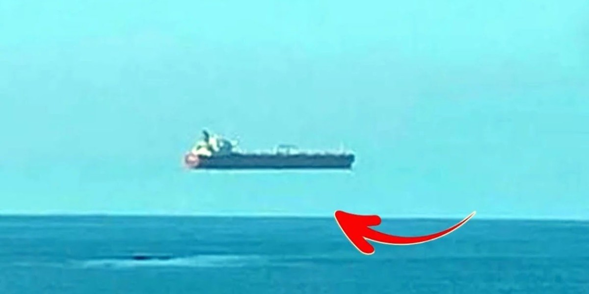 The ship is floating in the void! This is the first such incident