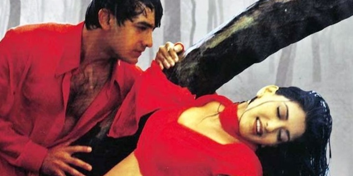 Sonali was intimate with Aamir