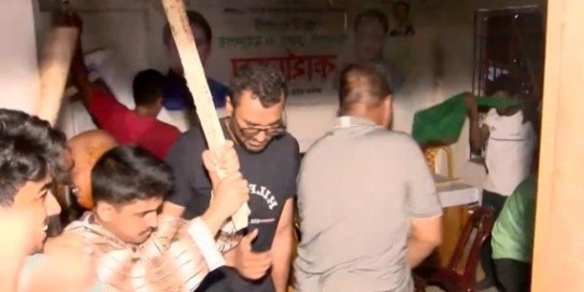 This time, the Jatiya Party office in Barisal was attacked and vandalized.