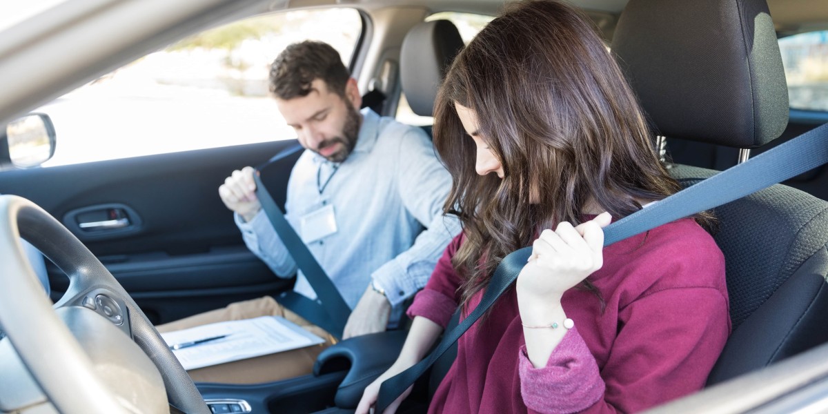 Guide To Buy Uk Driving Licence: The Intermediate Guide For Buy Uk Driving Licence