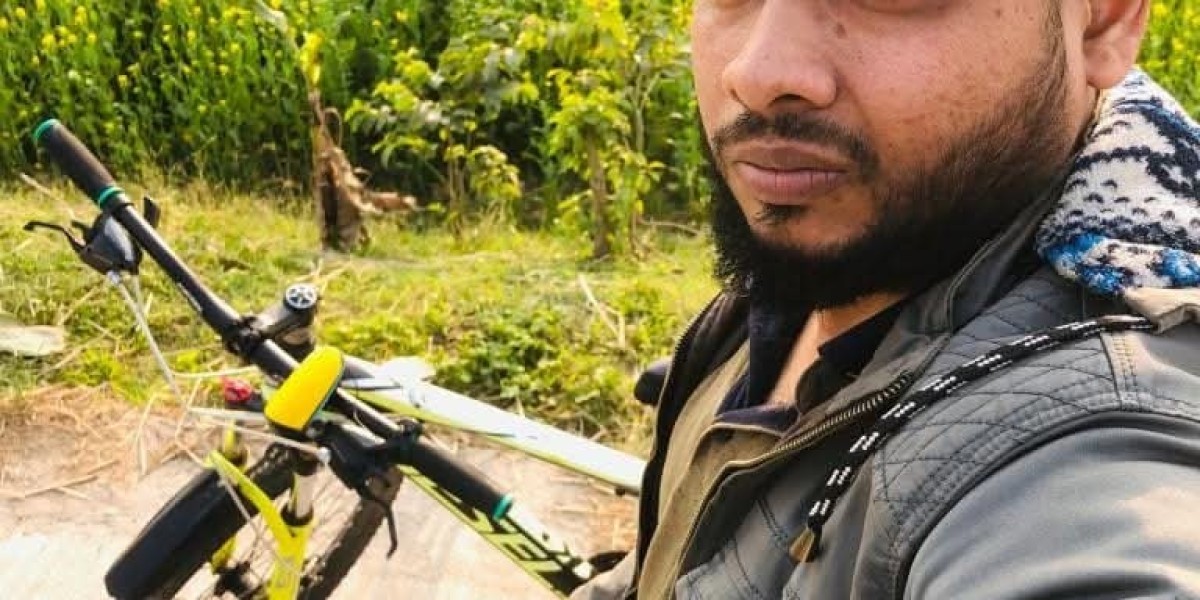 ভালোবাসার ঘরে