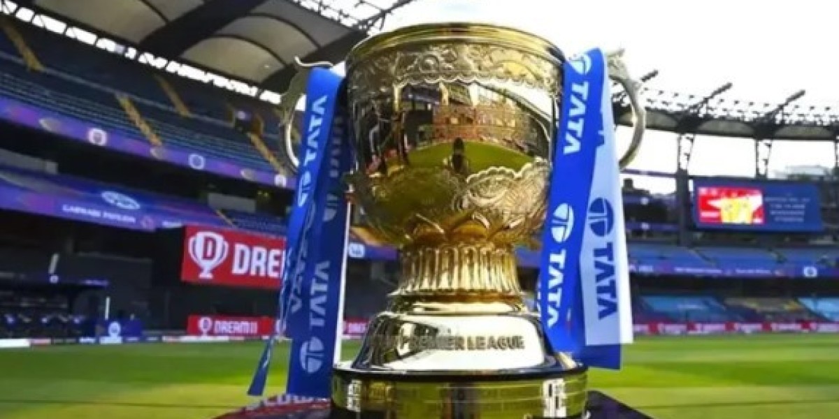 IPL 2025: Who will win the trophy if it