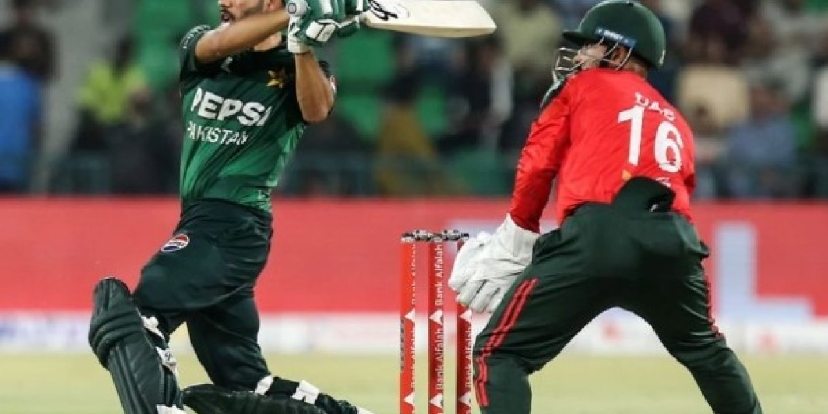 Pakistan batsman takes 210 steps