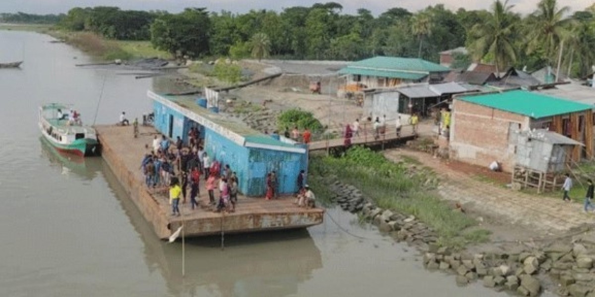 New ferry on Char Fashion-