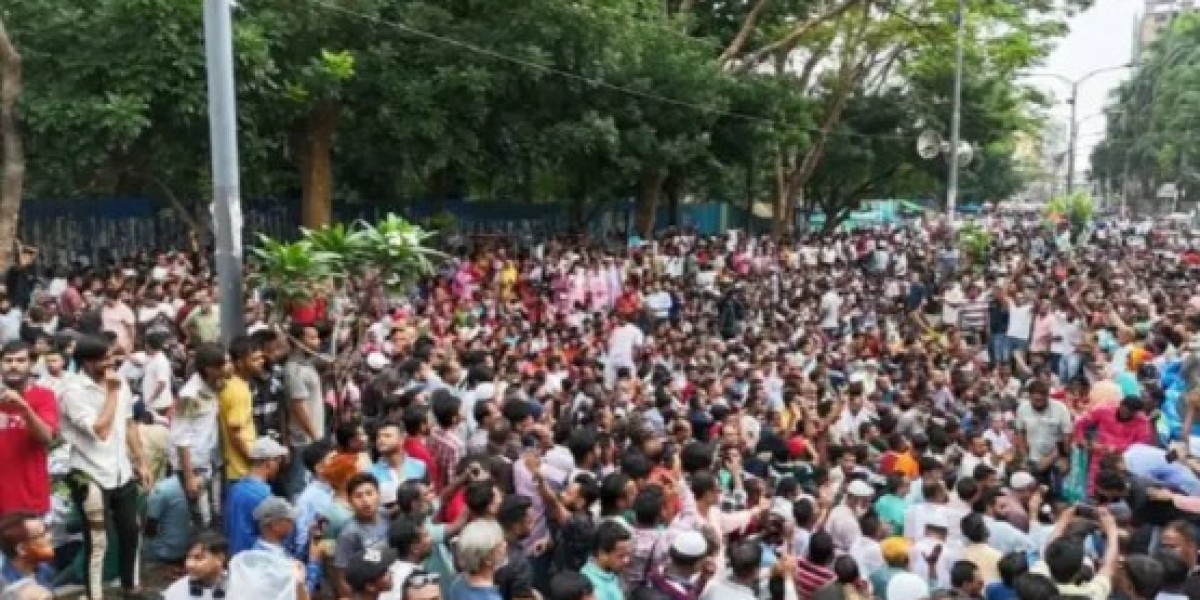 Teachers' long march in the capital
