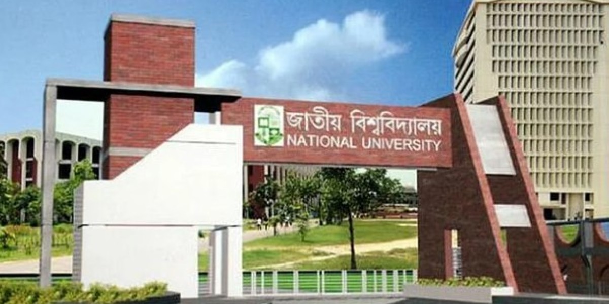 Opportunity for admission to Honors at the main campus of the National University