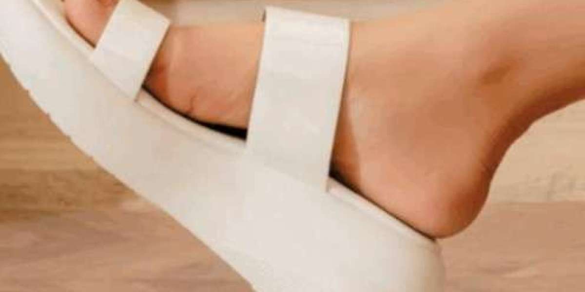 Metro Shoes Fashion Footwear: Leading