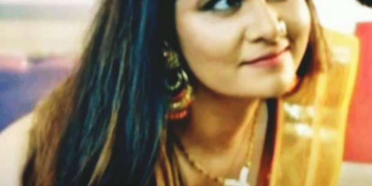 সাহসী কনটেন্টে ভরপুর ওয়েব সিরিজ, যা একা একাই দেখুন