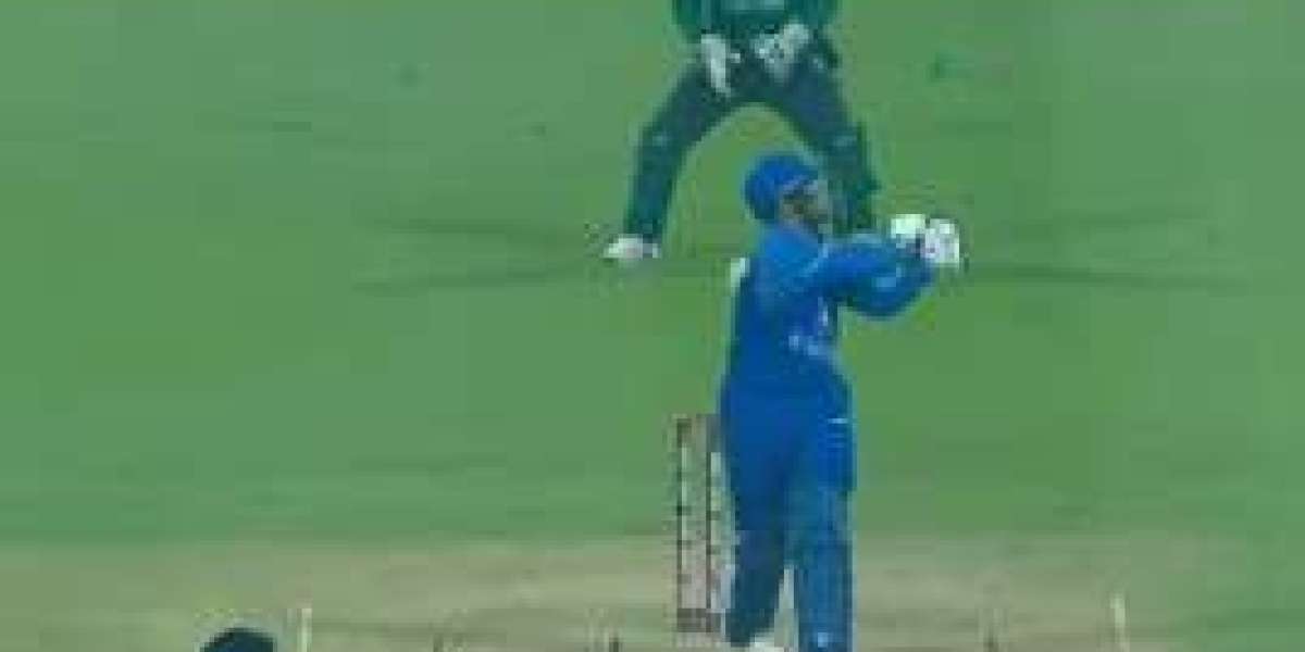 ওমরজাইয়ের অলরাউন্ড নৈপুণ্যে হারল বাংলাদেশ