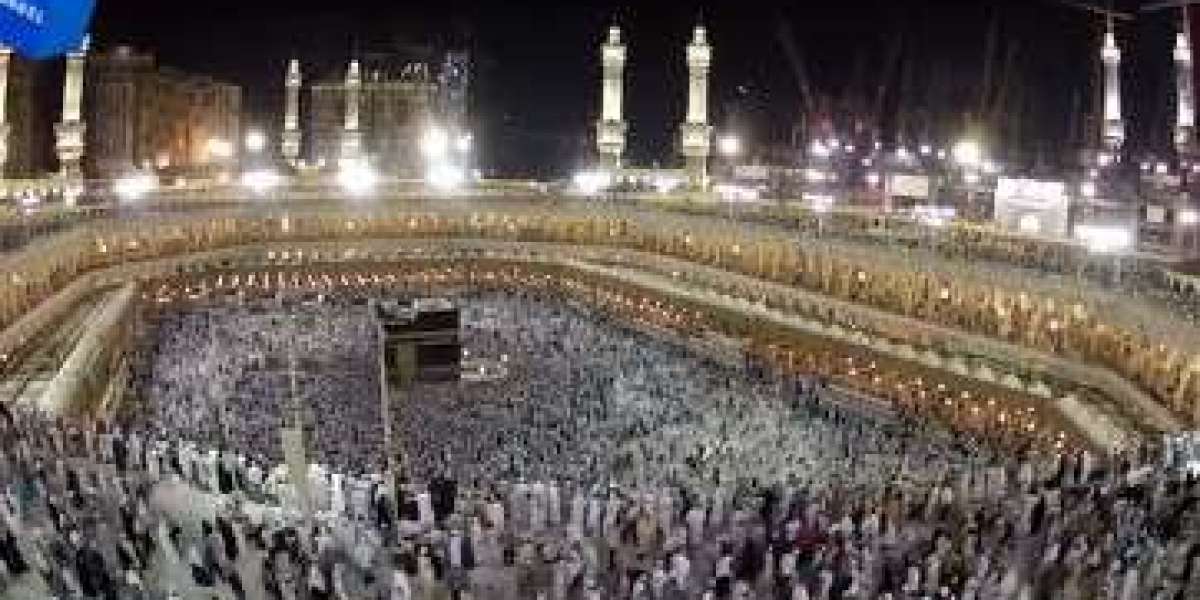 সৌদী সরকারের নতুন নিয়মে বিপাকে ওমরাহযাত্রীরা