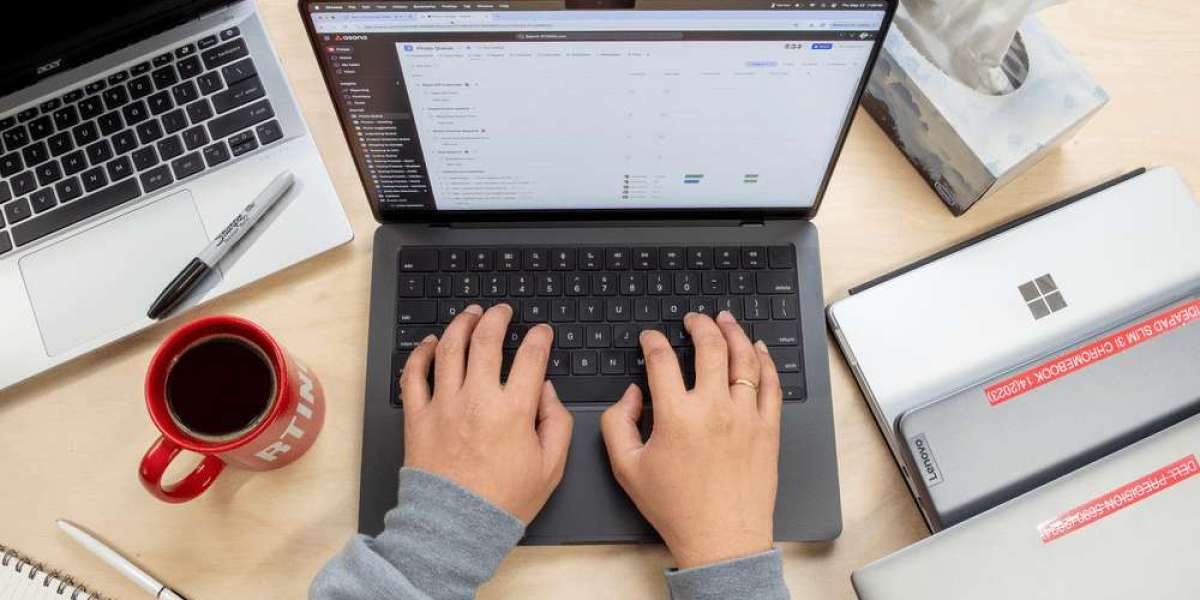 Comprehensive Guide to Choosing the Right Laptop in Pakistan