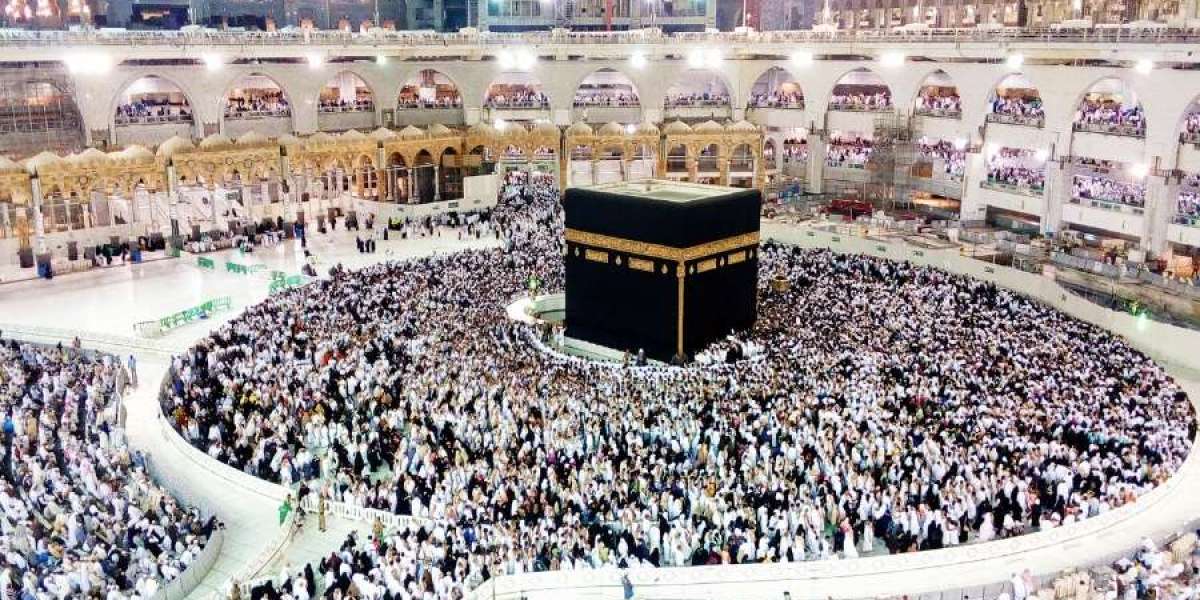 How Do Shifting Hajj Packages Offer Pilgrimage Flexibility?